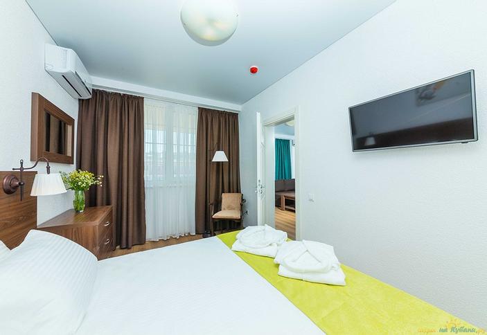 Люкс двухкомнатный двухместный, отель Sea Breeze Resort (Си Бриз Резорт), Анапа