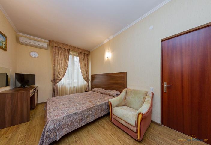 Трехместный номер. Гостевой дом L’ete, Сочи, Лазаревское