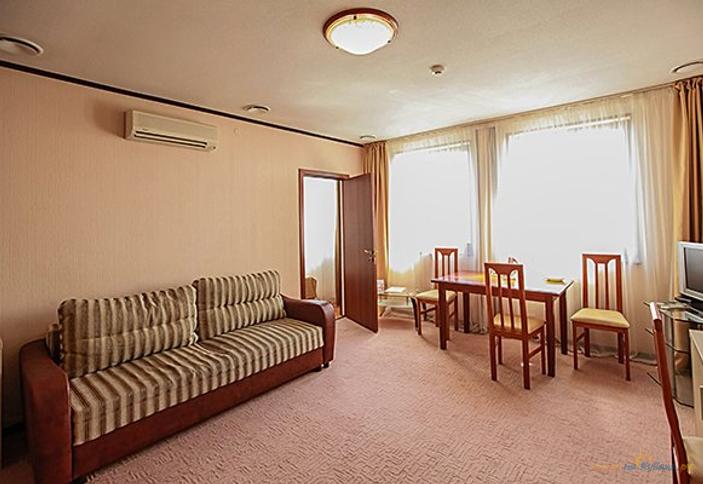 Люкс двухкомнатный с сауной с сауной, отель 