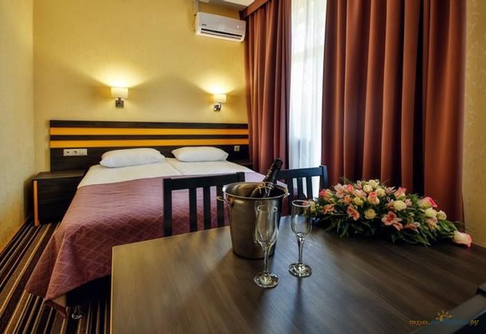 Апартаменты четырехместные двухкомнатные (корпус 4) двухкомнатные четырехместные. Санаторий Жемчужина моря, Геленджик, Кабардинка