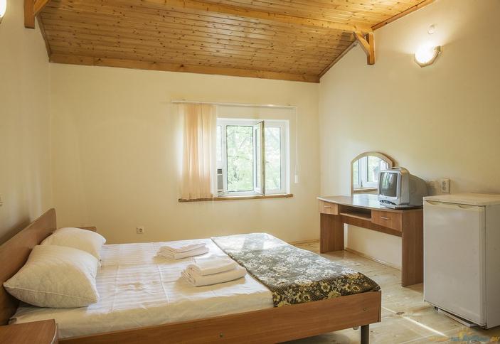 Трехместный полулюкс