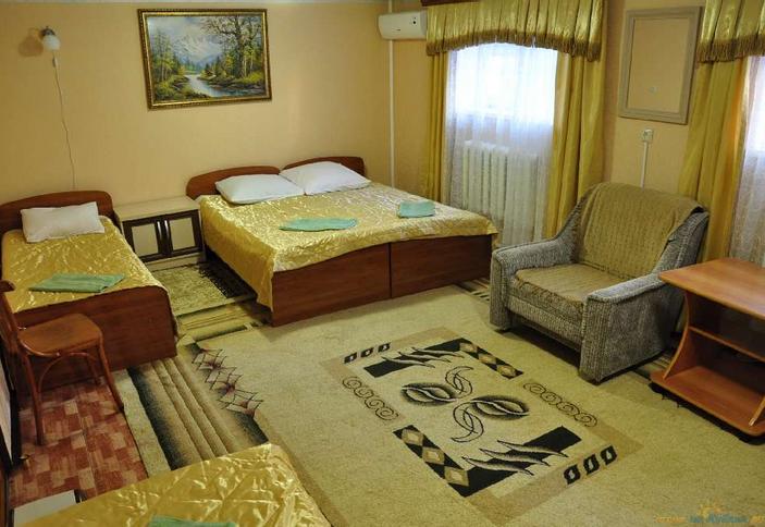 Четырех-, пятиместный, цоколь