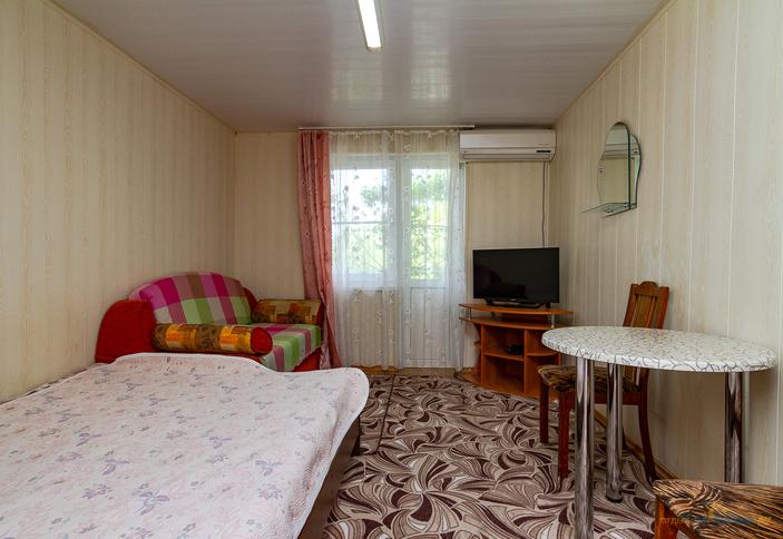 Однокомнатный четырехместный стандарт. Гостевой дом На Мира, Геленджик