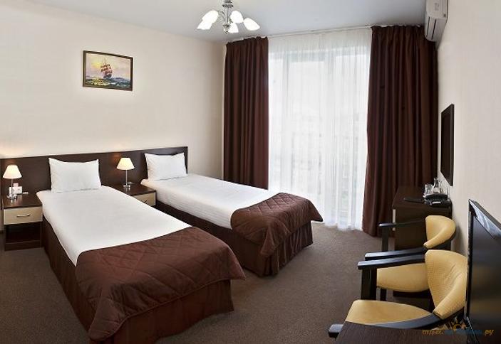 Стандарт двухместный DBL/TWIN + EXTRA BED, город-отель 