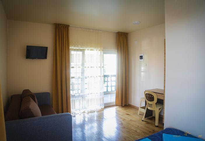 Четырехместный