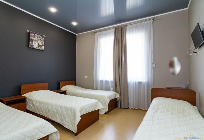 Четырехместный стандарт. Гостевой дом Дом путешественника, Геленджик