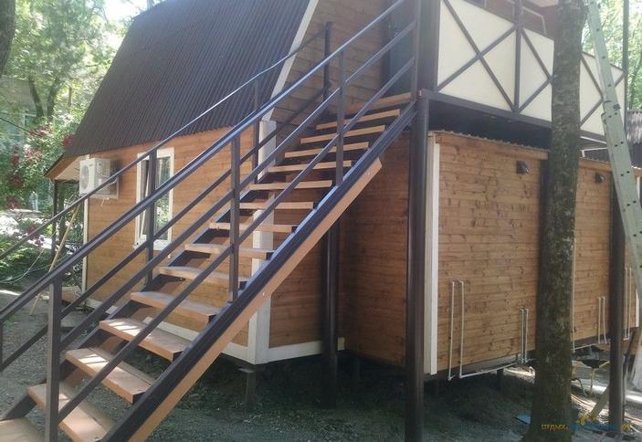 Трехместный в деревянном доме 