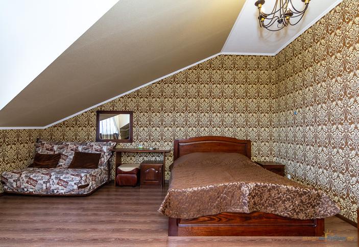 Пятиместный полулюкс. Гостевой дом Юг, Туапсинский район, п. Небуг