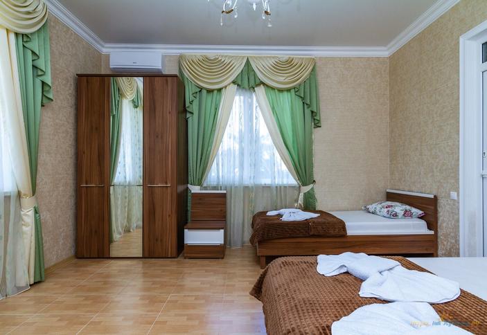 Апартаменты с тремя спальнями и с собственной кухней