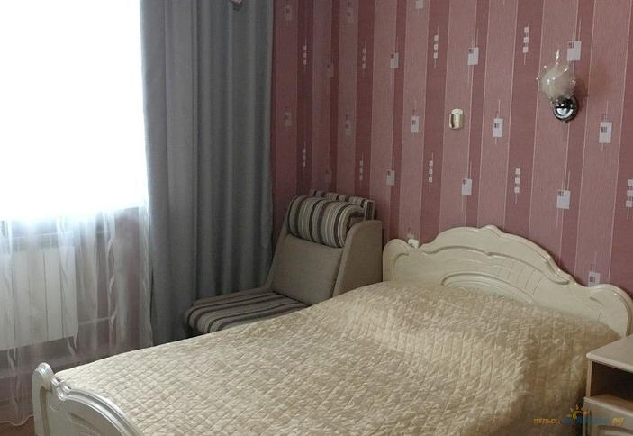 Полулюкс трехместный