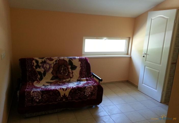 Двухместный с видом на ж\д станцию