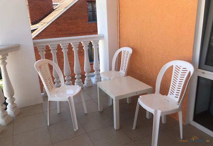 Четырехместный с балконом 