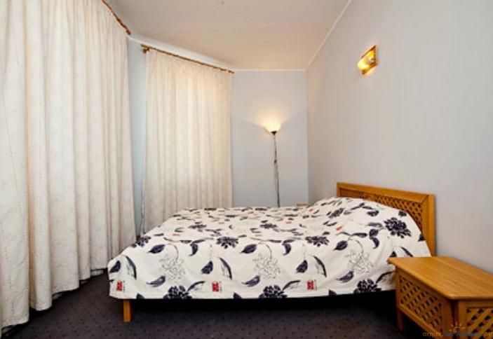 Люкс двухкомнатный трехместный. Отель Фаворит. Анапа, Витязево