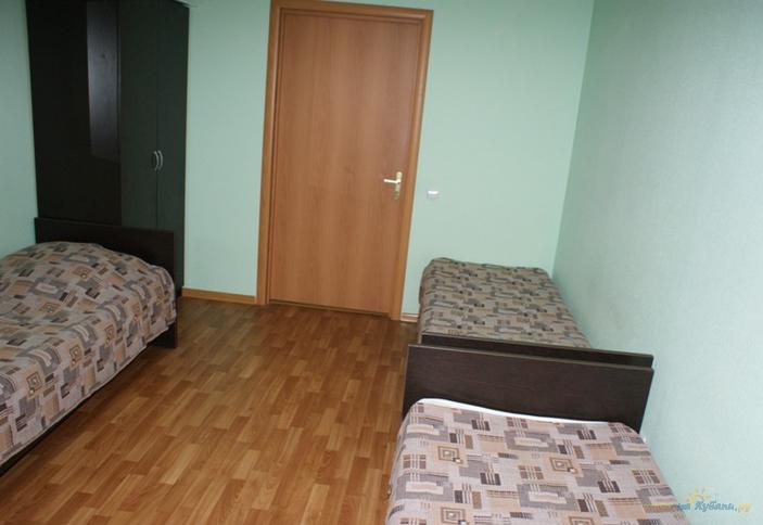 Эконом двухместный. Пансионат Октябрь. Геленджик, Кабардинка