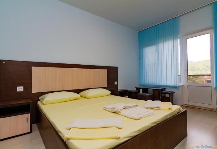 Двухместный с балконом. Гостевой дом На парковой, 23, Туапсинский район, Новомихайловский