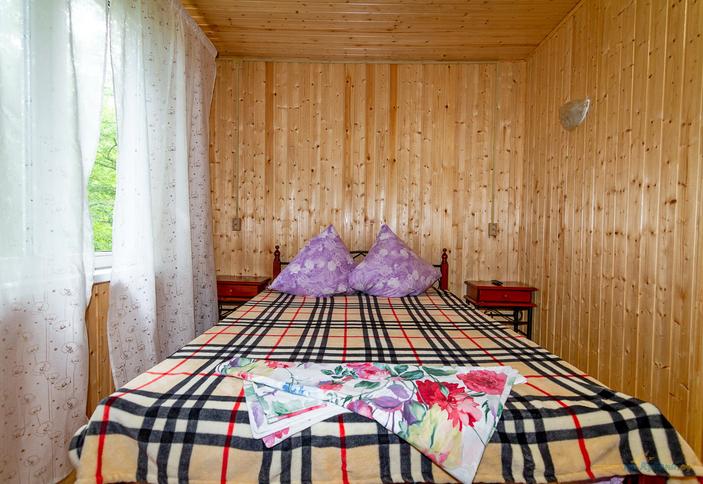 Двух-; четырехместный комфорт. База отдыха Волна, бухта Инал