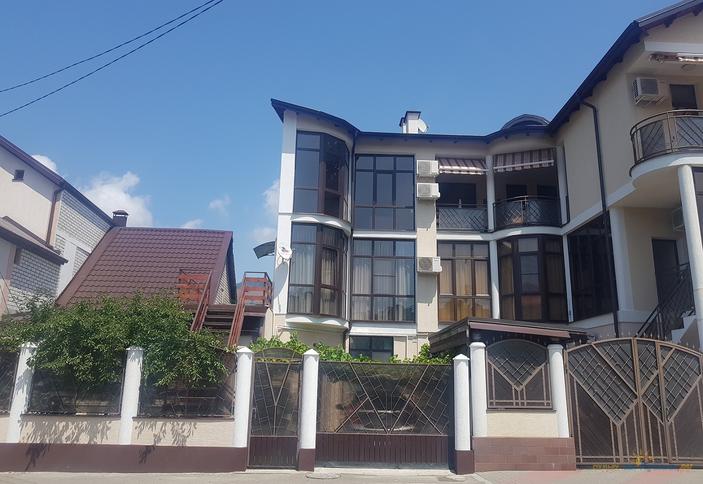 На Первомайской 33