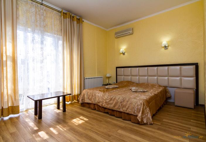 Номер Люкс, гостевой комплекс Марина, г. Анапа, п. Витязево