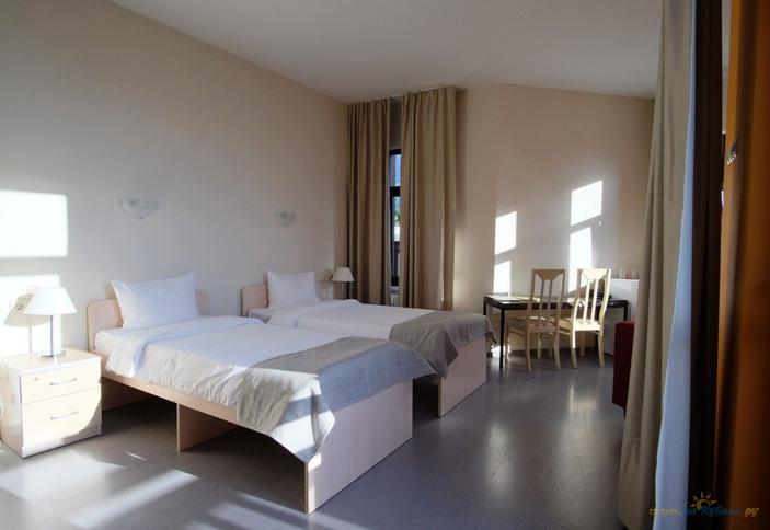 Двухместный улучшенный с видом на горы. Отель Riders Lodge Адлерский район, Сочи, поселок Красная Поляна