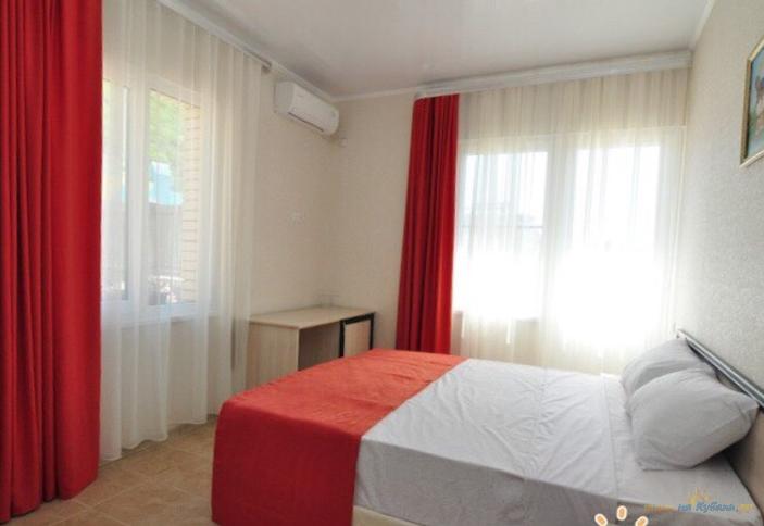 Двухкомнатный четырехместный полулюкс