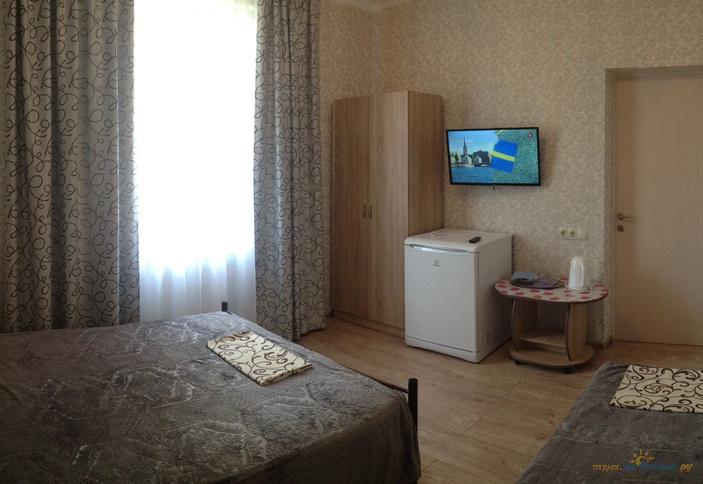 Трехместный люкс ( 2этаж)