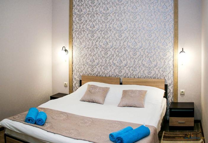 №12 Стандарт трехместный 