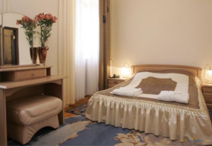 Стандарт трехместный. Санаторий Беларусь. Сочи