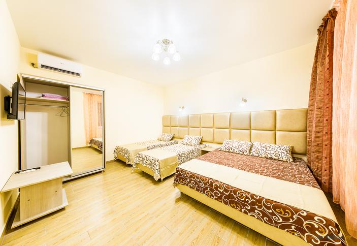 Студия с кухней