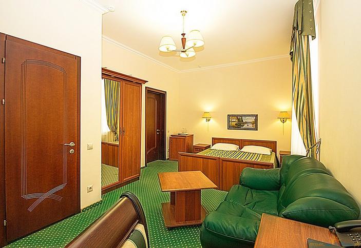 Стандарт трехместный (корпус 2). Отель Ателика Гранд Меридиан, г. Анапа, п. Витязево