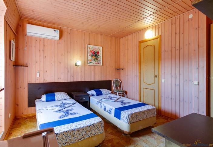 Двухместный без балкона 3-Т. Гостевой дом Садовая 33, Геленджик