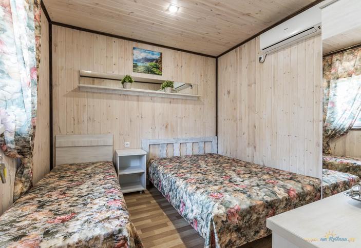 Трехместный с удобствами на два номера