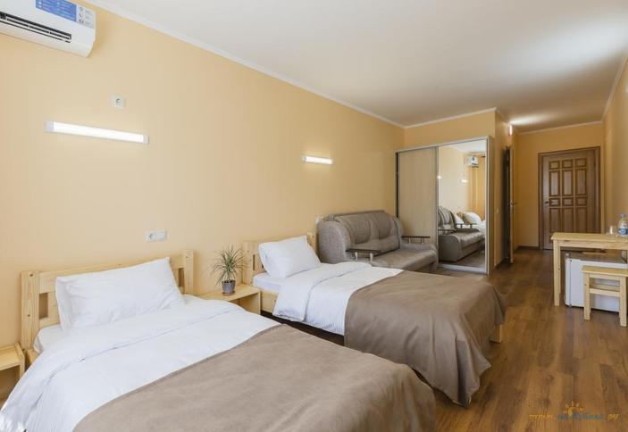  Эконом двухместный TWIN. Отель Азалия, Сочи, Адлер