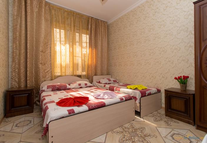 Стандарт шестиместный двухкомнатный. Отель Идиллия. Сочи, Адлер