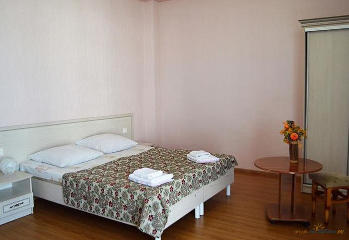 Двухместный расширенный в новом корпусе. Гостевой дом Ева, г. Сочи, Адлерский район