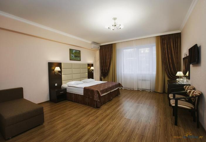 Стандарт двухместный без балкона. Пансионат Атола. Сочи, Лоо