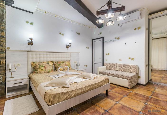 Люкс трехместный