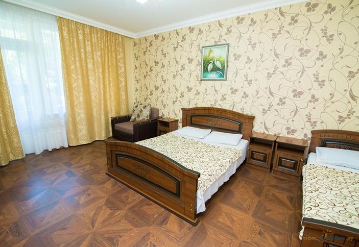 Стандарт трехместный, гостевой дом АЛЕНА, г. Сочи, Адлерский р-н