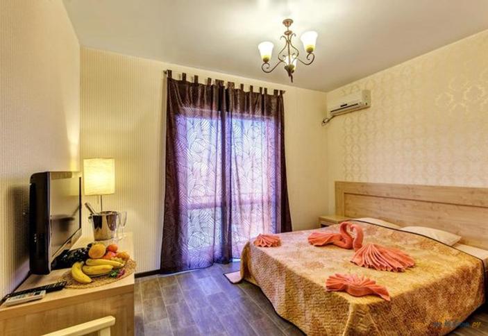 Двухместный стандарт с видом на море. Гостевой дом Dolche Vita, г. Геленджик, мкр. Голубая бухта