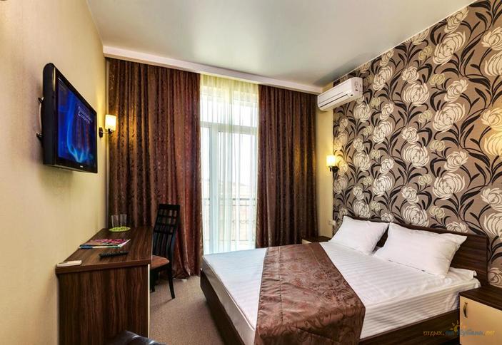 Стандарт. Отель Сальвадор Holiday Hotel&Aqua-zone, Геленджик