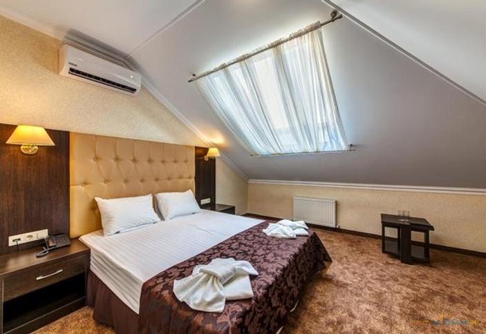 Комфорт двухкомнатный двухместный. Отель Oscar (Оскар). Геленджик