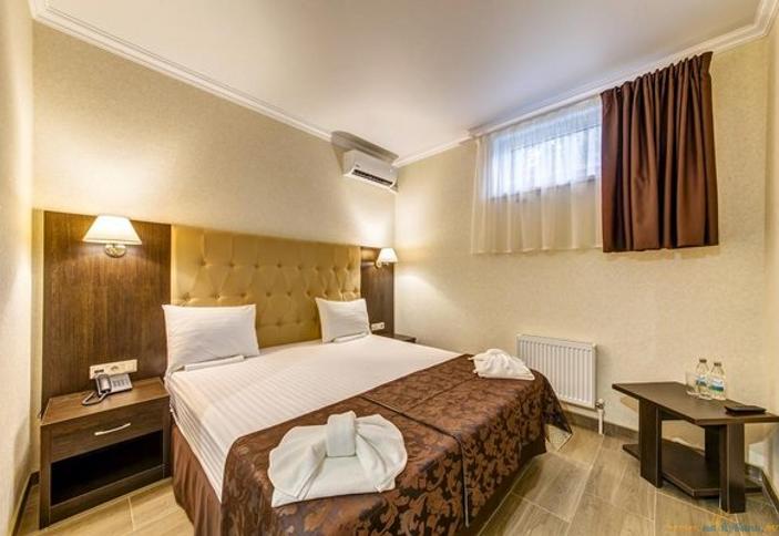 Стандарт двухместный. Отель Oscar (Оскар). Геленджик