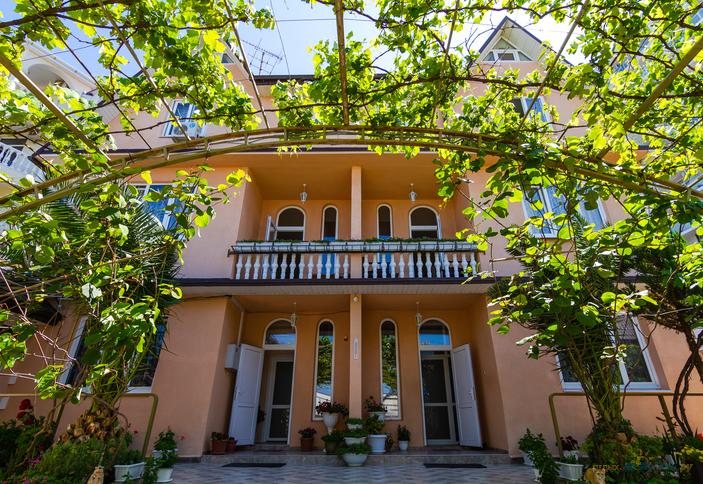 Гостевой дом Лазурит, Адлер