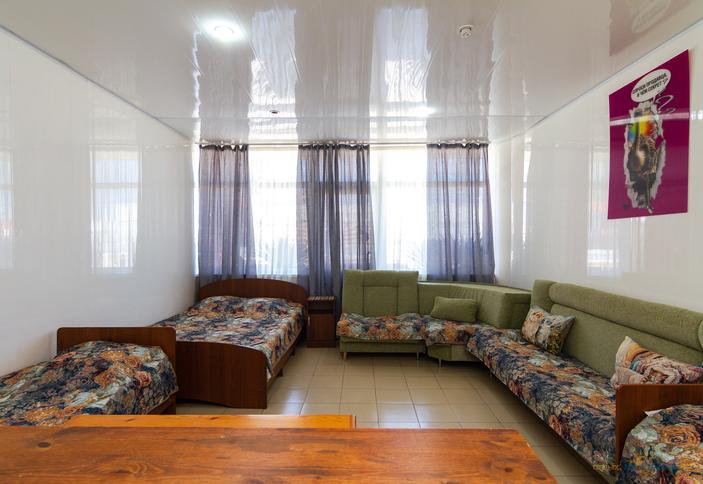 Четырехместный с удобствами. Гостевой дом Лазурит, Адлер