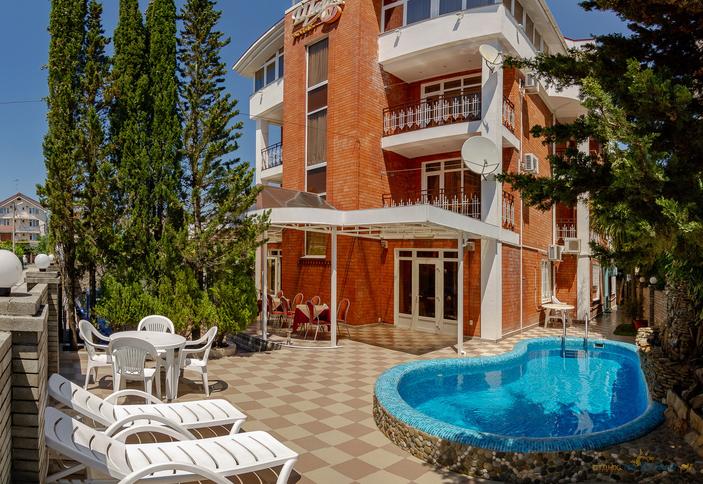 Отель Шарм, г. Адлер