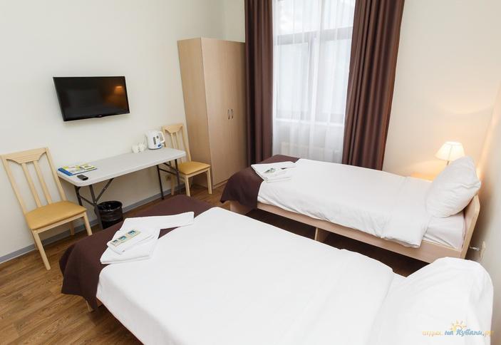 Стандарт двухместный в блоке. Отель Роза Ски Инн