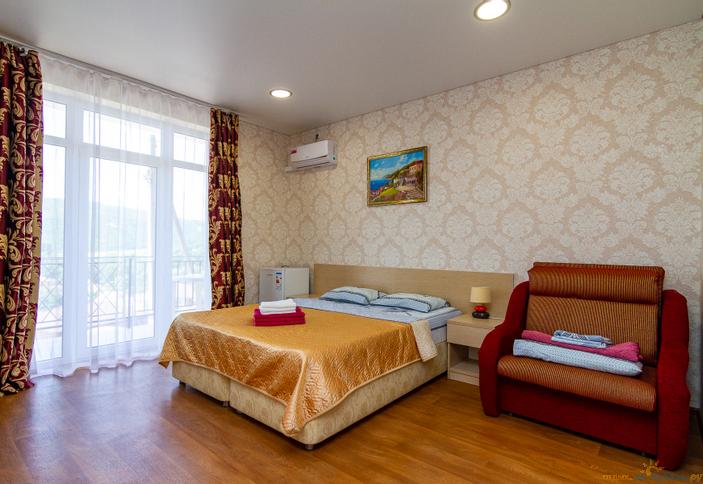 Стандарт трехместный. Гостиница Маленькая Италия, Туапсе, Лермонтово