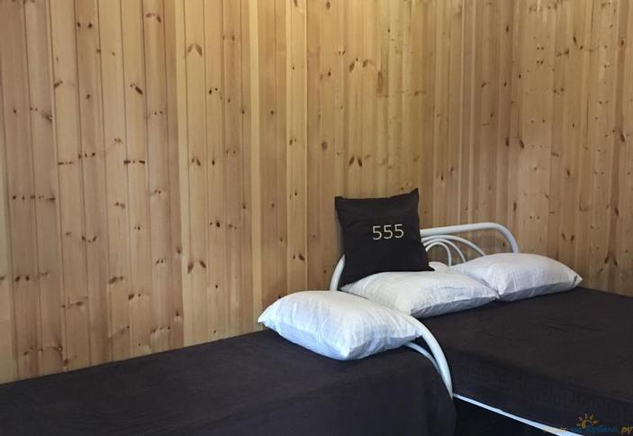 Семиместный домик