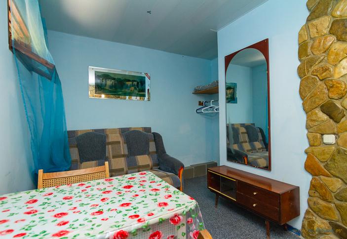 Четырехместный с кухней, 1 этаж. Гостевой комплекс по ул. Черноморская 27, Туапсинский район, п. Ольгинка