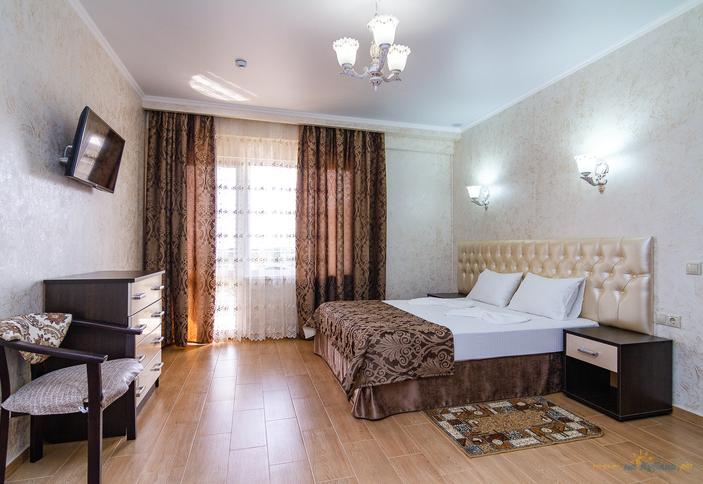 Люкс двухкомнатный шестиместный. Отель Grand Noy (Гранд Ной). Туапсе, Пляхо