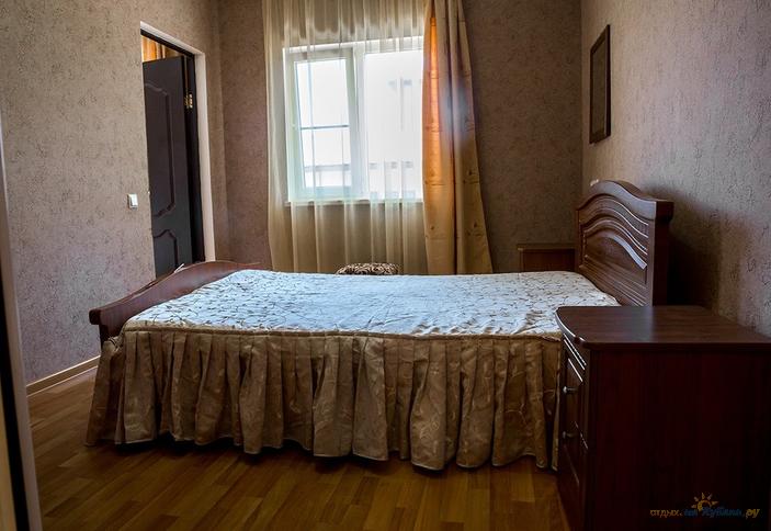 Семейный. Частная гостиница Вишера, Сочи, Вардане